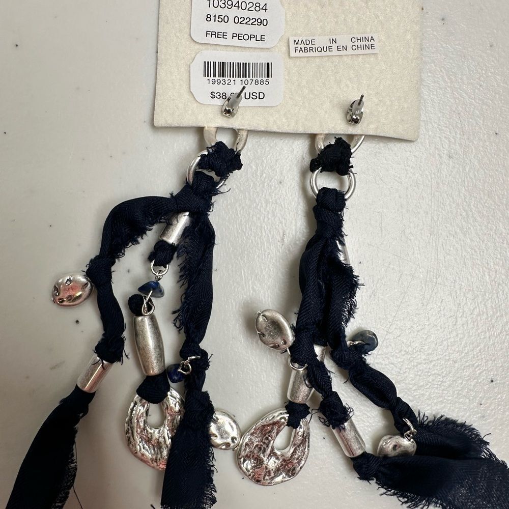 NWT Free People Silver & Navy Dangle Earrings Funky Textile Design with Charms - Picture 5 of 9